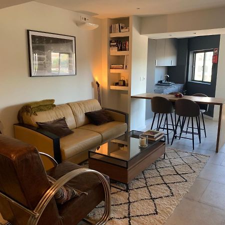 Modern Apartment Ideally Located Портиман Экстерьер фото